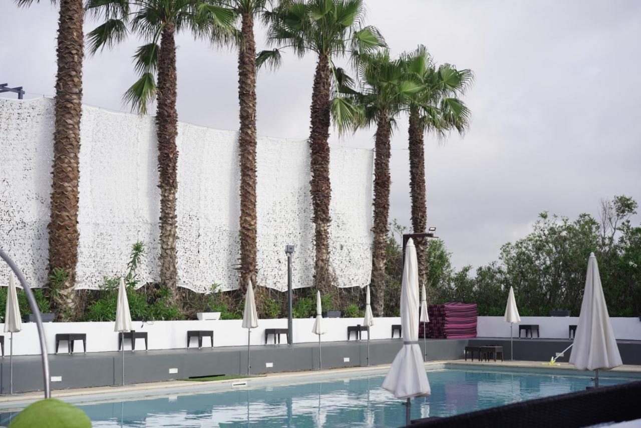 Le Jardin De Babylone "Reserve Aux Couples Uniquement" Agde Exterior photo